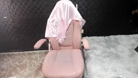 no limits sarah online show from December 3, 1:23 pm