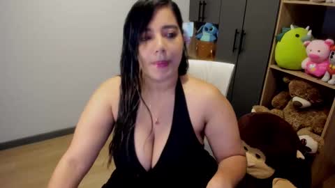 Snapshot of sara_lizcano chatting on October 21, 11:04 am sarah  LIZCANO....... online show from October 21, 11:04 am