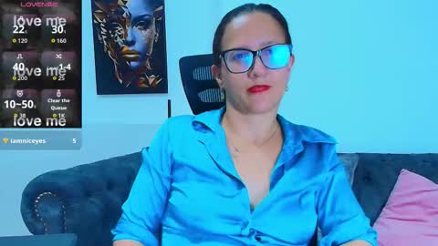 Sara   online show from March 24, 9:21 pm