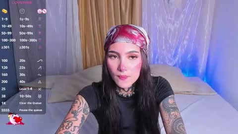 Sara online show from October 13, 7:05 pm