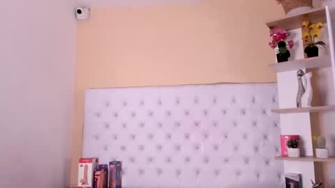 sara_salgado online show from September 21, 11:36 am