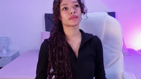 sara  online show from October 15, 2:51 pm