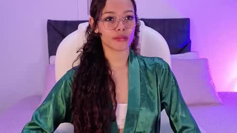 sara  online show from September 23, 2:22 pm