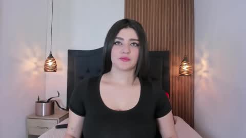 Snapshot of sara_stone17 chatting on September 16, 11:34 am  -  online show from September 16, 11:34 am