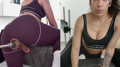 sara velez online show from March 30, 7:03 pm