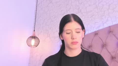 Sara  online show from June 26, 7:08 pm