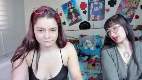 Alahia and Marilyn online show from March 3, 2:06 pm