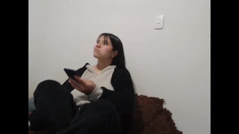 sara and thomas online show from September 24, 11:44 pm