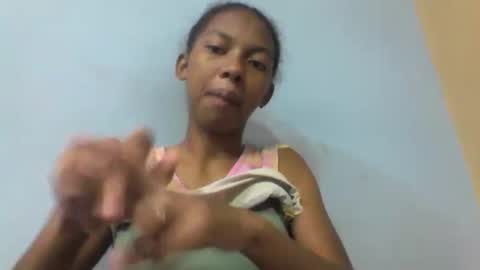 sarah146341 online show from April 13, 9:46 am