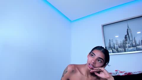 Snapshot of sarah_ashbourne chatting on October 22, 2:52 pm sarah_ashbourne online show from October 22, 2:52 pm