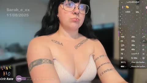 Sarah online show from November 8, 2:42 pm