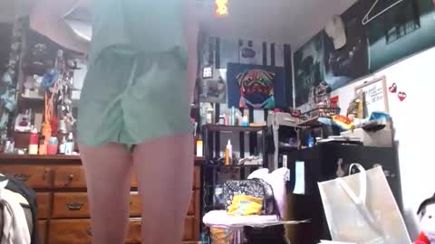 sarahabbg online show from April 19, 2:45 am