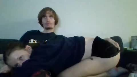 sarahbear642 online show from April 12, 1:31 am