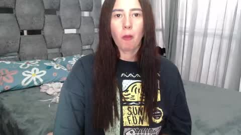 Lia online show from May 13, 7:23 pm