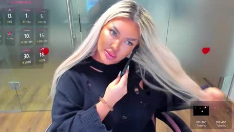 Sarah online show from March 5, 8:12 am