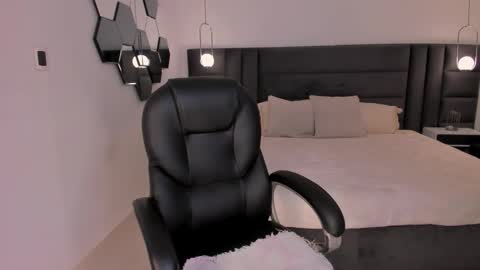 Sarah  independent model online show from October 30, 5:08 am