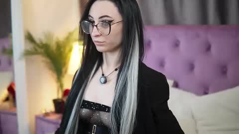  Sarai  online show from February 19, 10:42 pm