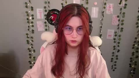 Sara online show from December 4, 10:15 am