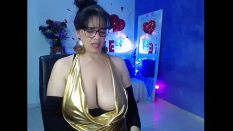 sara online show from February 2, 1:12 am