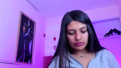 sarastonesx online show from October 2, 9:08 am