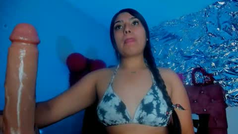 sarastonesx online show from March 7, 5:51 am