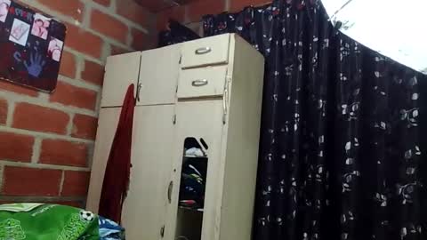 Snapshot of saray_mixx chatting on October 25, 3:29 am saray_mixx online show from October 25, 3:29 am