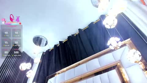 Snapshot of sarayroyse chatting on September 22, 7:51 pm Saray online show from September 22, 7:51 pm