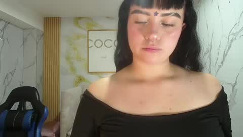 Sara  online show from April 23, 8:54 pm