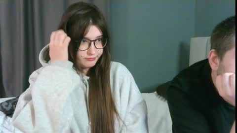 sasakyra online show from January 16, 8:40 pm