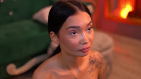 Dennise online show from March 9, 2:39 am