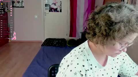 .Alexandra online show from February 13, 9:30 am