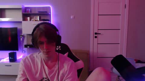 Kristof online show from February 10, 12:57 am