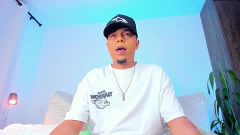     online show from March 17, 6:18 am