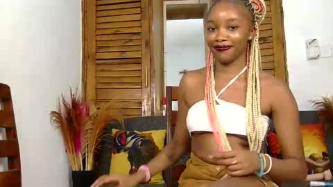 Snapshot of saucy_angels chatting on March 6, 1:57 pm Saucy online show from March 6, 1:57 pm