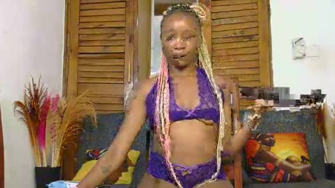 Snapshot of saucy_angels chatting on March 8, 11:48 am Saucy online show from March 8, 11:48 am