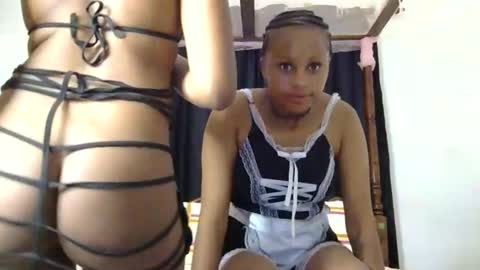 Snapshot of saucy_angels chatting on October 7, 4:36 pm Saucy online show from October 7, 4:36 pm