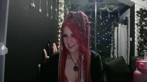 Snapshot of saucysky chatting on March 8, 4:12 am SaucySky online show from March 8, 4:12 am