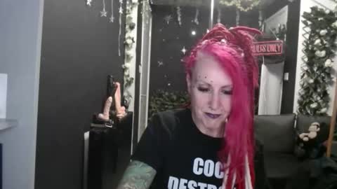 SaucySky online show from February 2, 10:17 pm