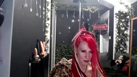 SaucySky online show from March 29, 9:38 pm