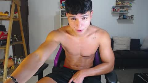 Saulo online show from August 4, 1:23 am