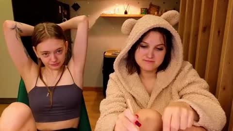 Snapshot of sav_anna chatting on October 13, 2:30 pm LUNA and ANNA    online show from October 13, 2:30 pm