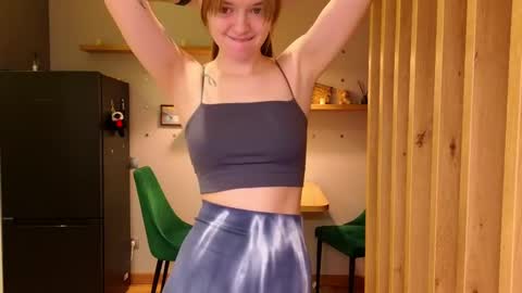 Snapshot of sav_anna chatting on February 9, 5:54 pm LUNA and ANNA    online show from February 9, 5:54 pm