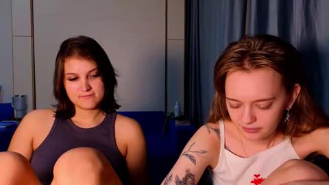 Snapshot of sav_anna chatting on October 9, 3:28 pm LUNA and ANNA    online show from October 9, 3:28 pm