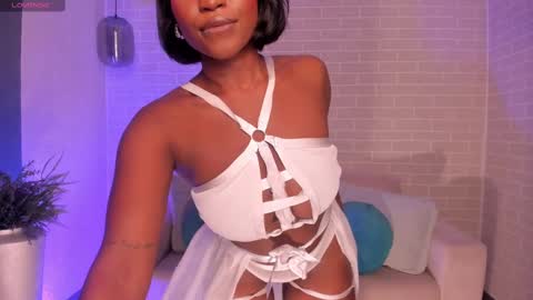 Snapshot of savannahstorm_ chatting on February 13, 7:31 pm S a v a n n a h  online show from February 13, 7:31 pm
