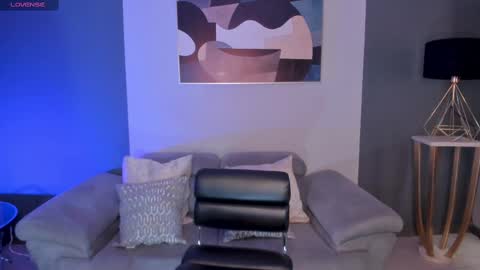 Snapshot of savannahstorm_ chatting on February 25, 2:04 pm S a v a n n a h  online show from February 25, 2:04 pm