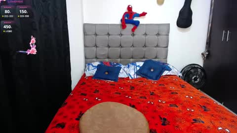 S A Y L O R online show from November 26, 1:52 pm