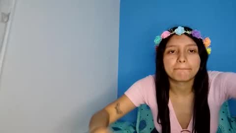 Snapshot of sayuce_black chatting on December 19, 2:01 am sayuce black online show from December 19, 2:01 am