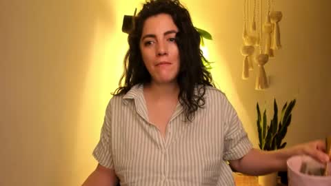 Venus online show from March 5, 2:12 pm