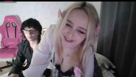 scallymilana online show from May 9, 3:07 pm