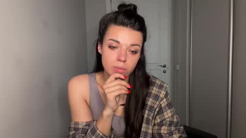 Sophie online show from April 29, 7:13 am